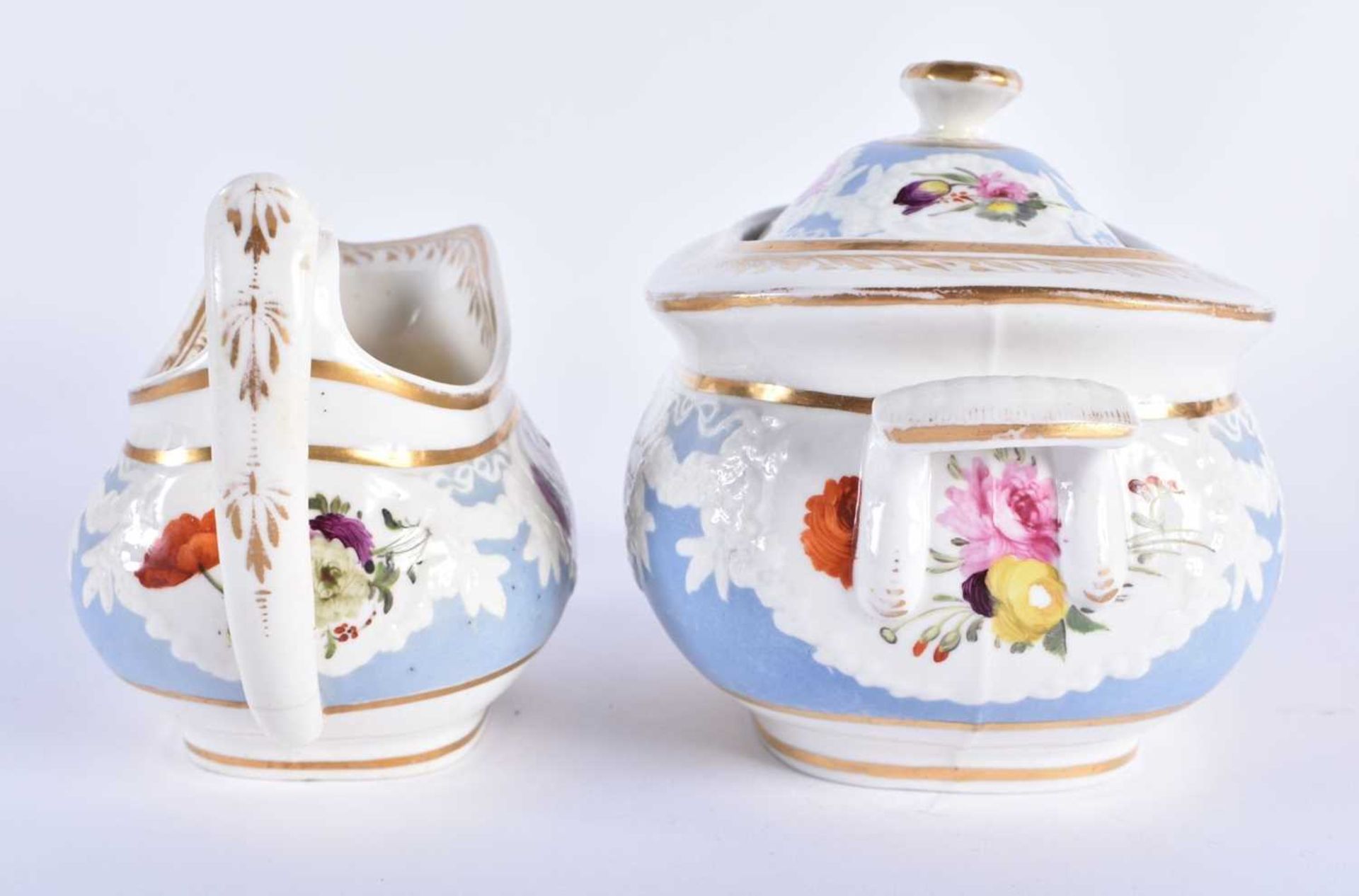 AN EARLY 19TH CENTURY CHAMBERLAINS WORCESTER PART TEASET painted with floral sprays, under a moulded - Image 5 of 36