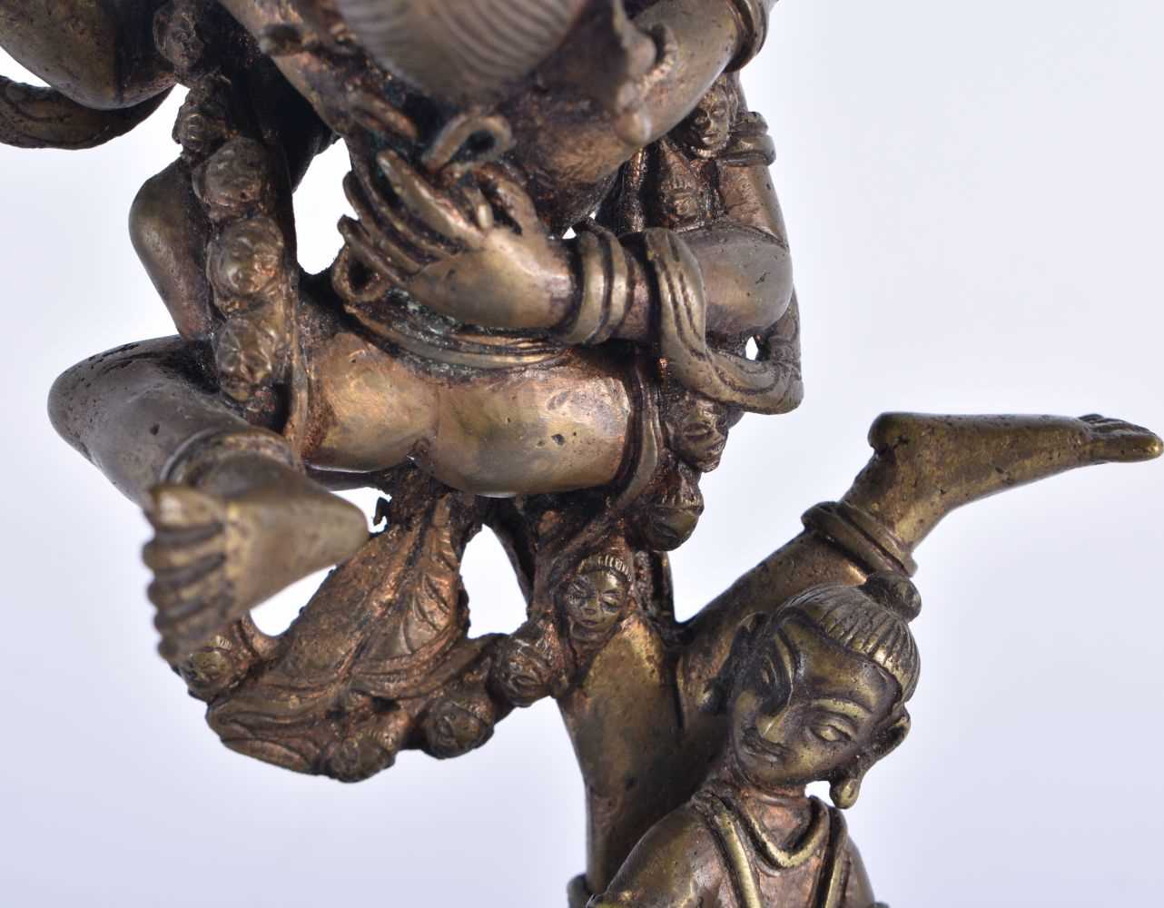 A 19TH CENTURY CHINESE TIBETAN EROTIC BRONZE BUDDHA Qing. 18cm x 8 cm. - Image 3 of 8