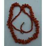 A CORAL NECKLACE. 21 grams. 43 cm long.