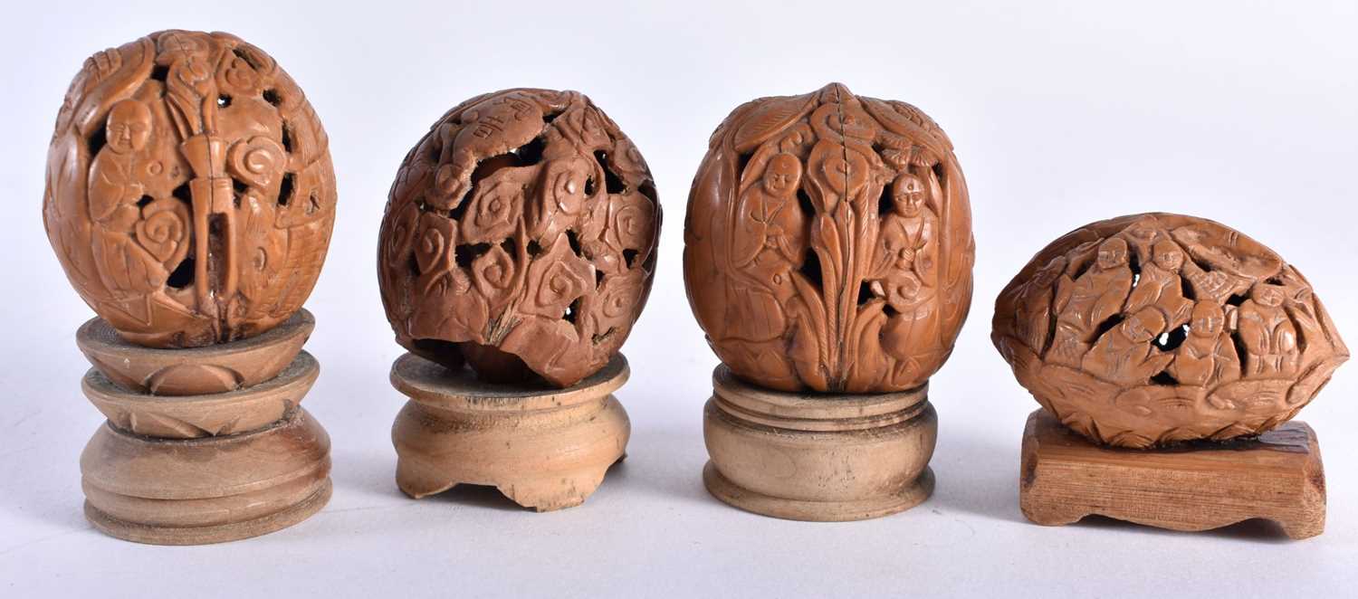 A COLLECTION OF 19TH/20TH CENTURY CHINESE CARVED NUTS Late Qing, in various forms and sizes. 5 cm - Image 4 of 7