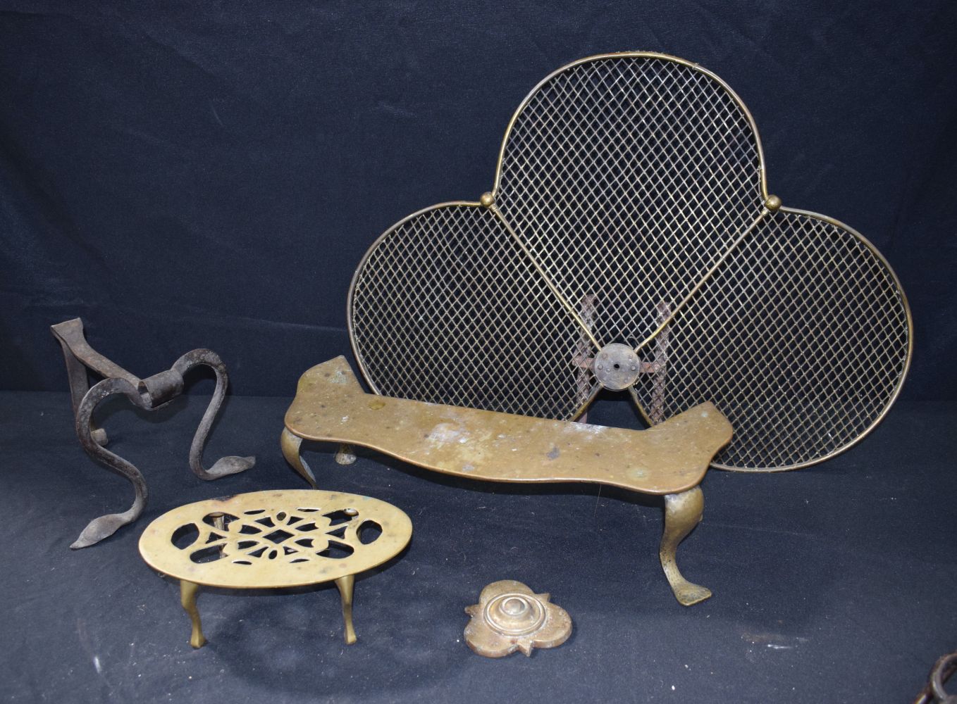 A large collection of Vintage Fireside Implements, Irons, Coal buckets,Bellows etc (Qty) - Image 10 of 12