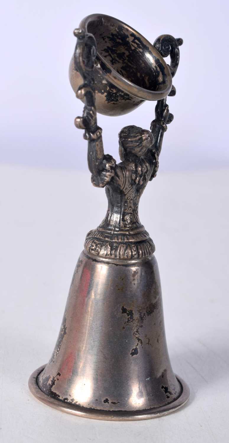 A Silver Wager Cup. Stamped Sterling. 8.4cm x 4.3 cm x 3.8 cm, weight 40.9g - Image 2 of 4