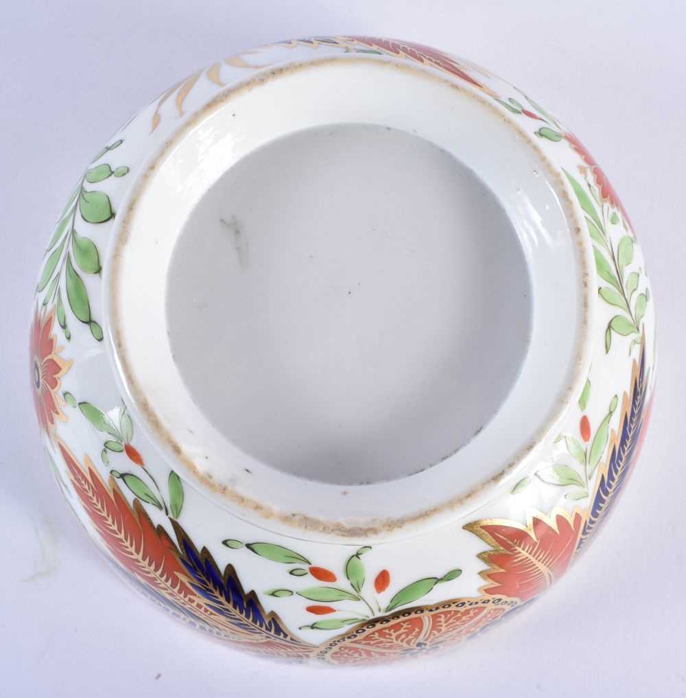ASSORTED EARLY 19TH CENTURY CHAMBERLAINS WORCESTER IMARI WARES. Largest 13 cm wide. (5) - Image 11 of 11
