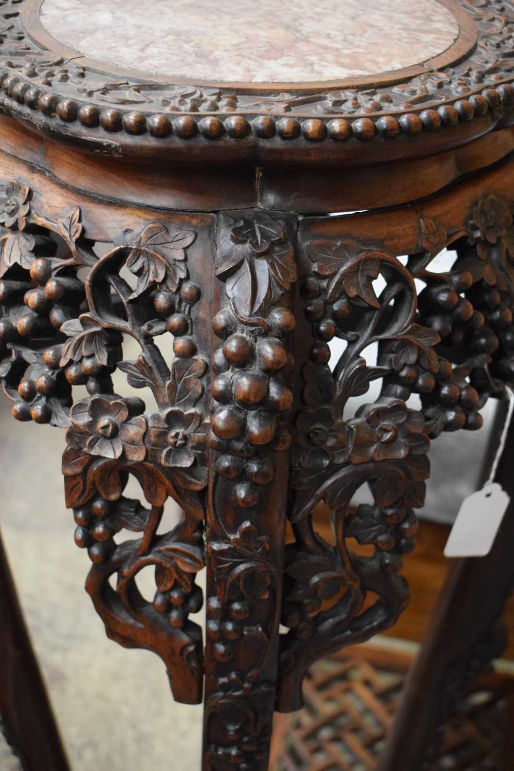 A Fine and Large 19th Century Chinese carved hardwood marble top stand 124 x 41 cm - Image 18 of 28