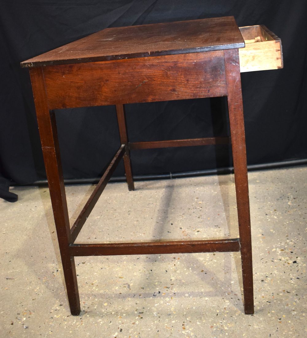 An antique mahogany single drawer Hall table 71 x 94 x 54 cm. - Image 7 of 8