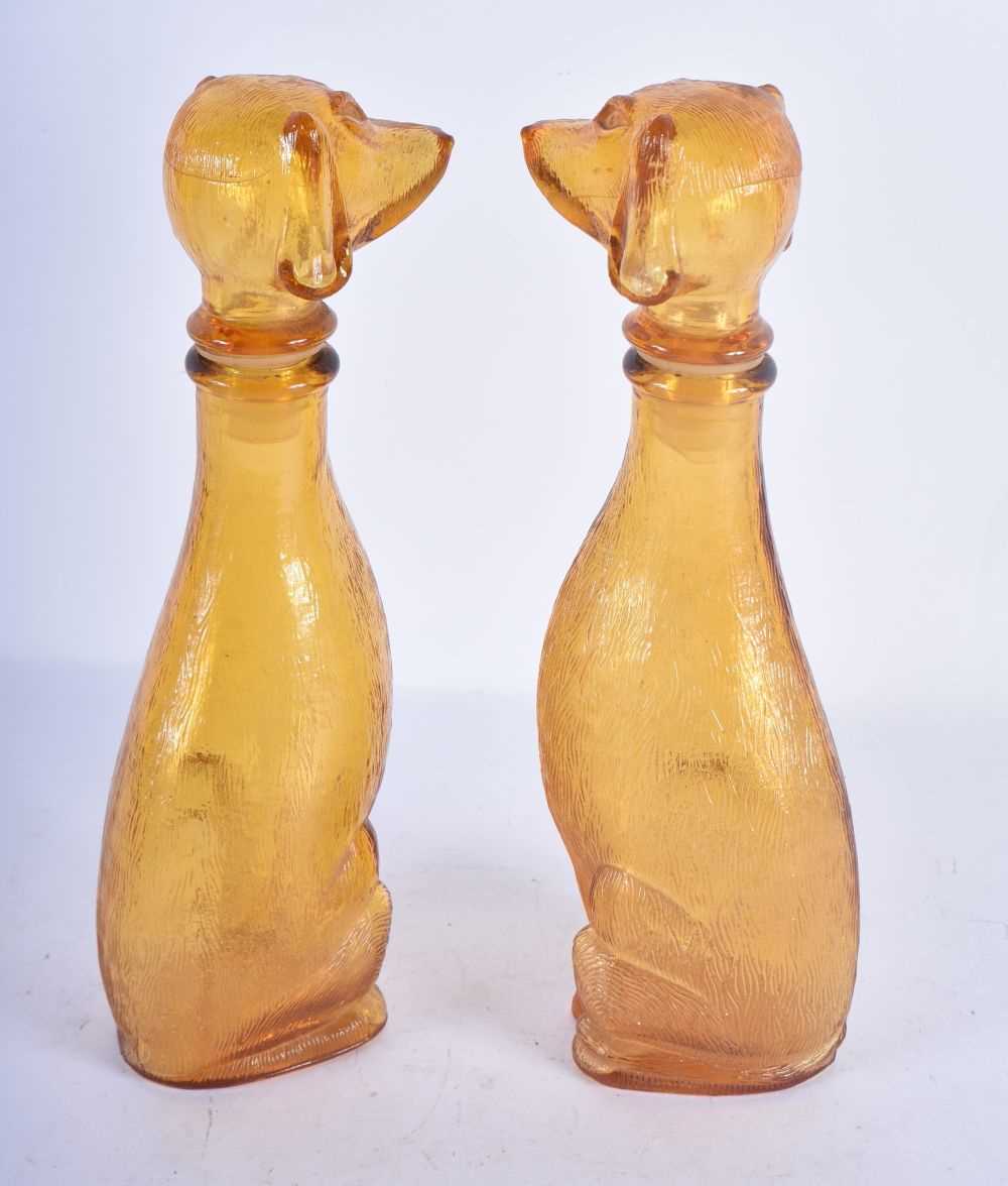 A PAIR OF ART DECO SMOKEY AMBER GLASS DOG DECANTERS AND STOPPERS. 23 cm high. - Image 3 of 5