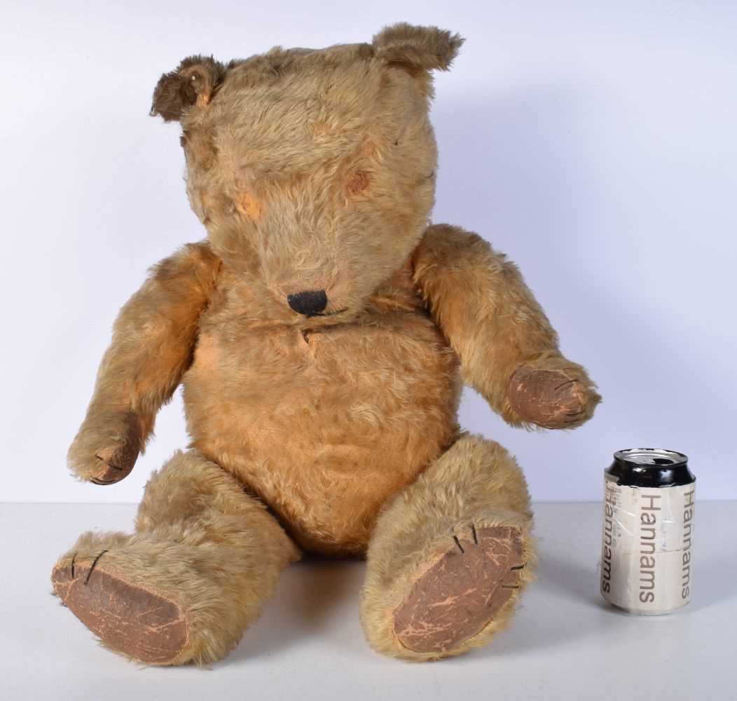 A large vintage Teddy bear with wooden joints and wood shaving stuffing 73 cm. - Image 2 of 6