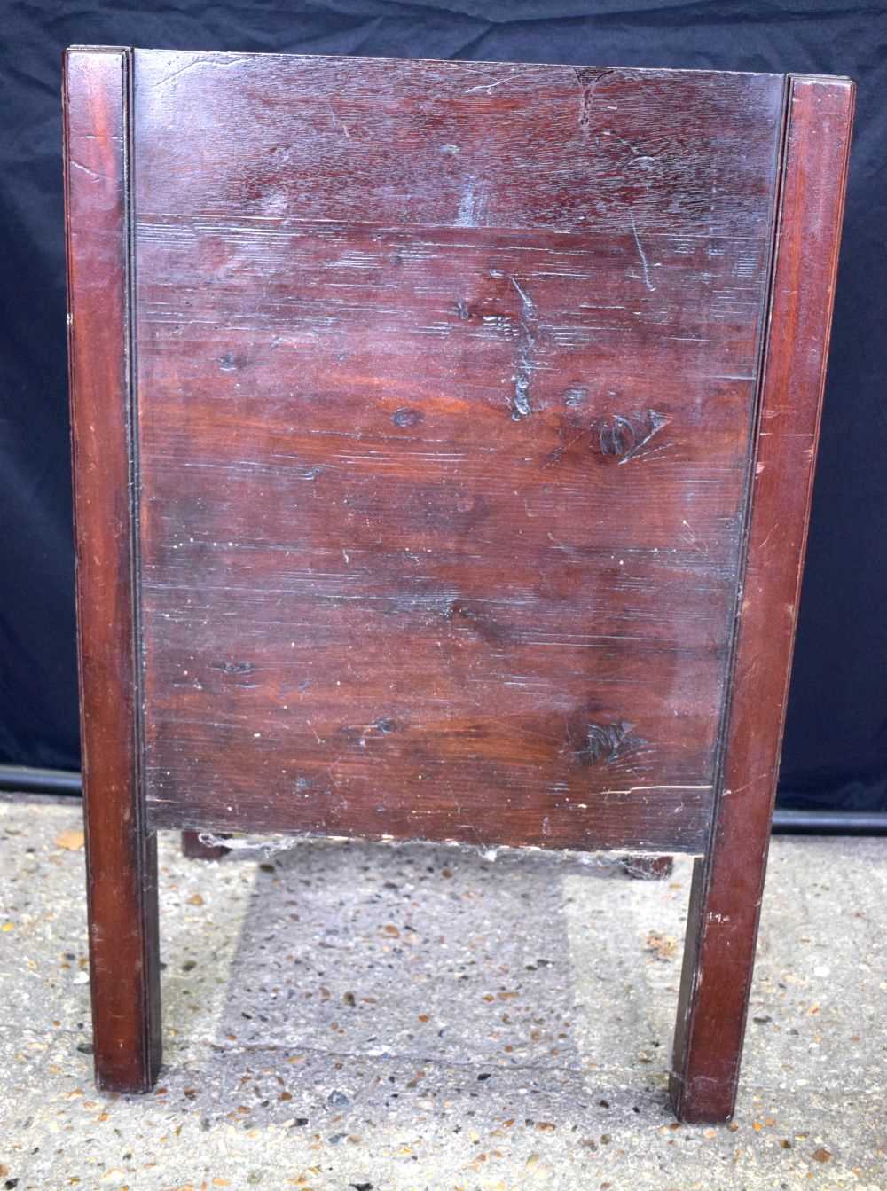 A 19th Century Mahogany Bedside cabinet commode 79 x 43 cm. - Image 6 of 10