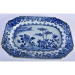 AN 18TH CENTURY CHINESE EXPORT BLUE AND WHITE PORCELAIN DISH Qianlong, painted with flowering