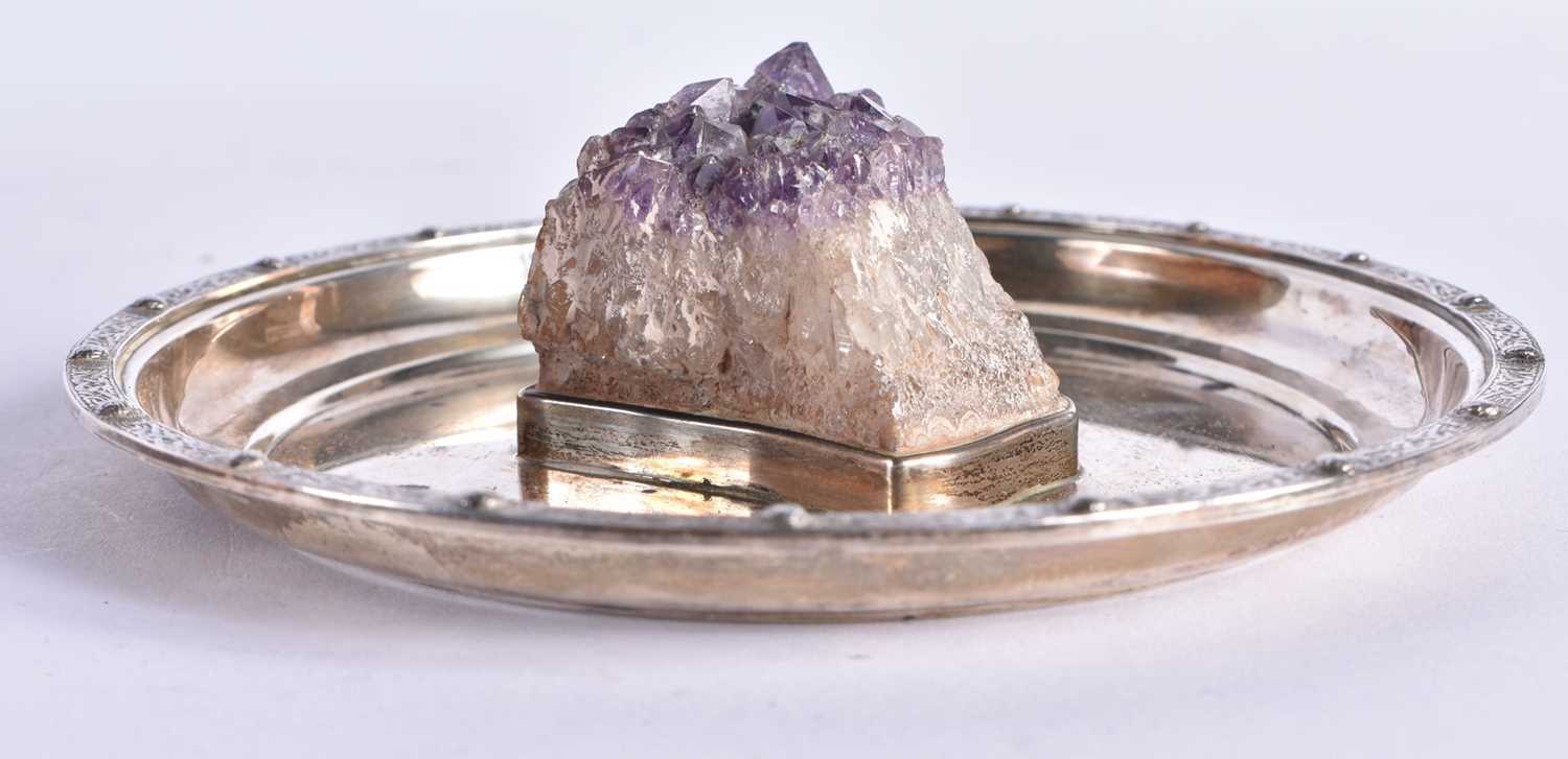 A REID & SONS SILVER AND AMETHYST DISH. 200 grams. 12 cm diameter. - Image 5 of 5