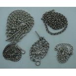 SILVER NECKLACES. 102 grams. Largest 45cm long. (qty)