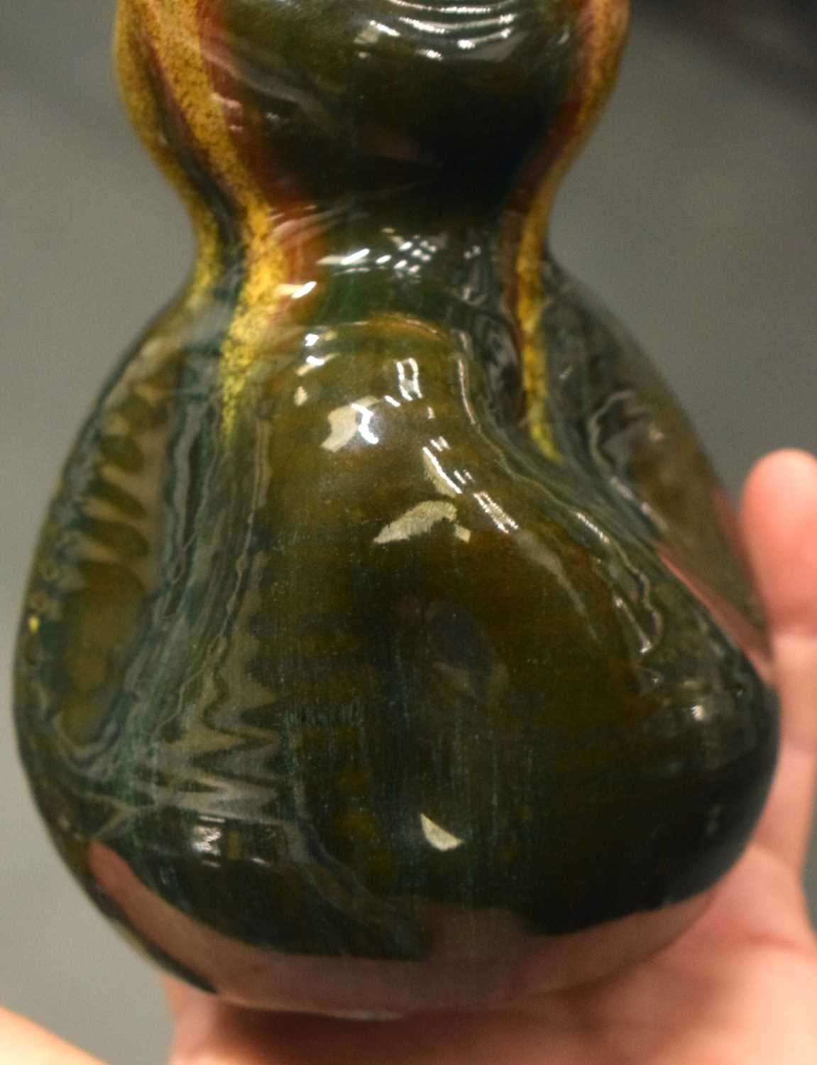 A VERY RARE LINTHORPE ART POTTERY JAPANESE STYLE SAKI BOTTLE designed by Dr Christopher Dresser. - Image 17 of 17