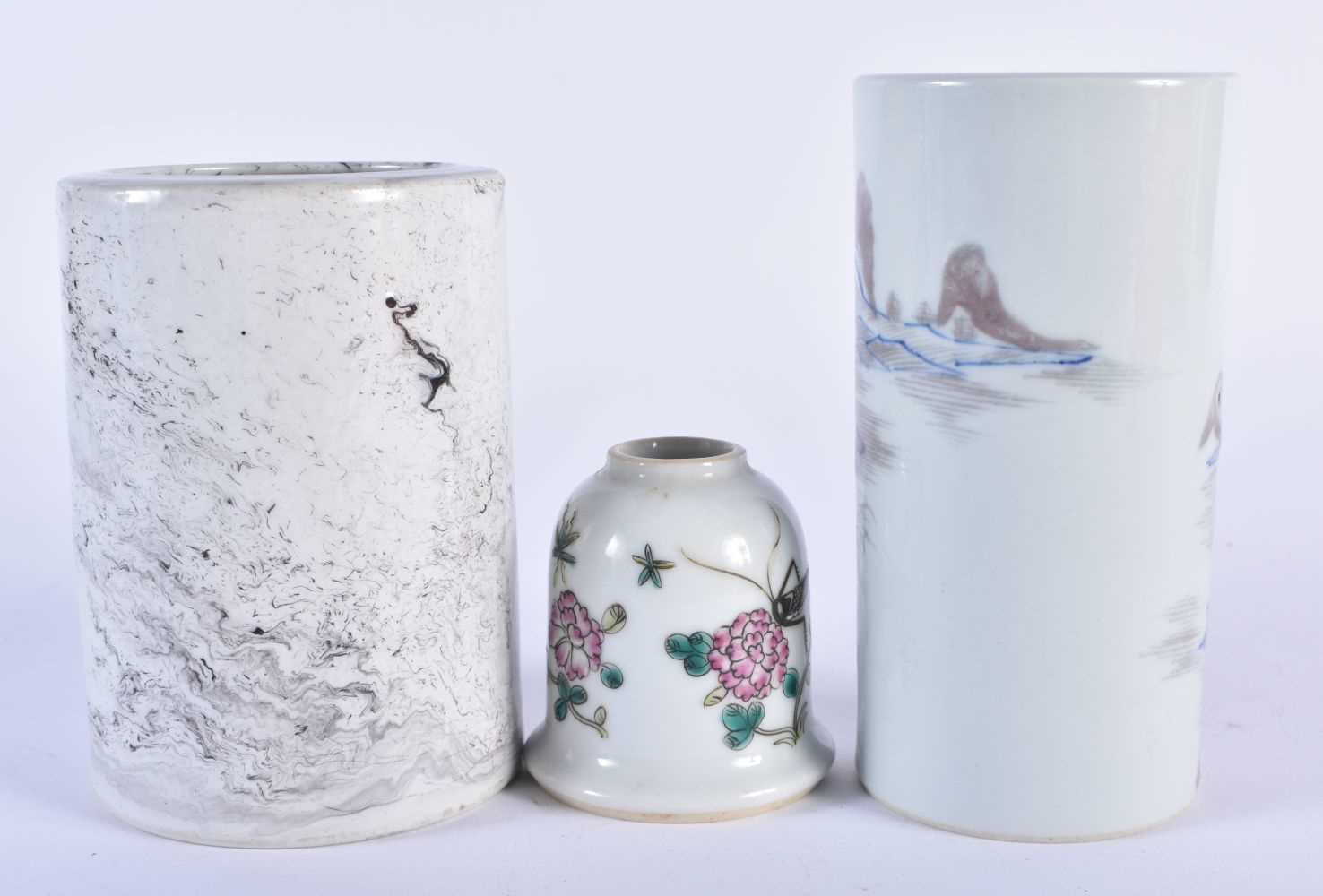 TWO CHINESE PORCELAIN BRUSH POTS 20th Century, together with a famille rose brush washer. Largest - Image 3 of 5