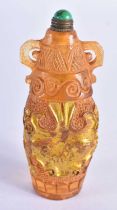 A CHINESE PEKING GLASS SNUFF BOTTLE AND STOPPER 20th Century. 141.8 grams. 9 cm x 3.75 cm.