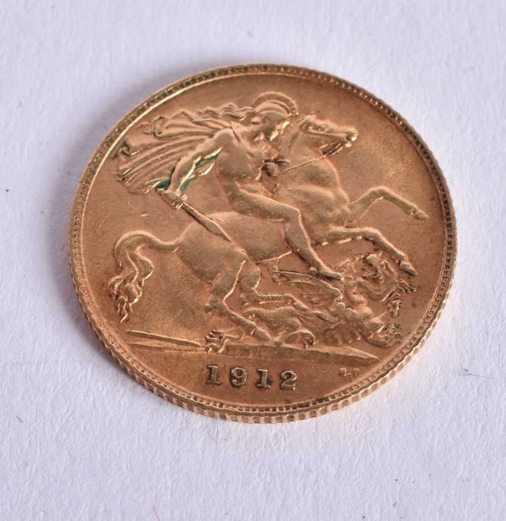 A Gold Half Sovereign dated 1912. 1.89cm diameter, weight 3.98g - Image 2 of 2