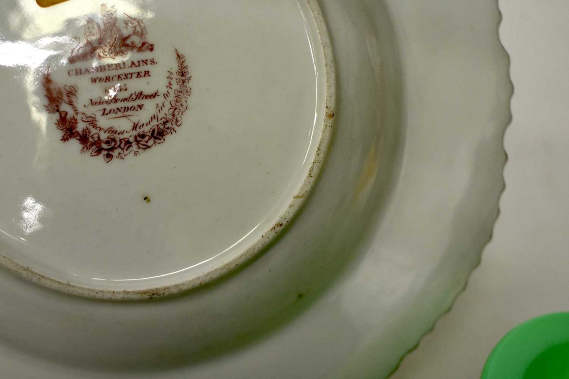 THREE EARLY 19TH CENTURY CHAMBERLAINS WORCESTER PORCELAIN PLATES together with two other - Image 50 of 51