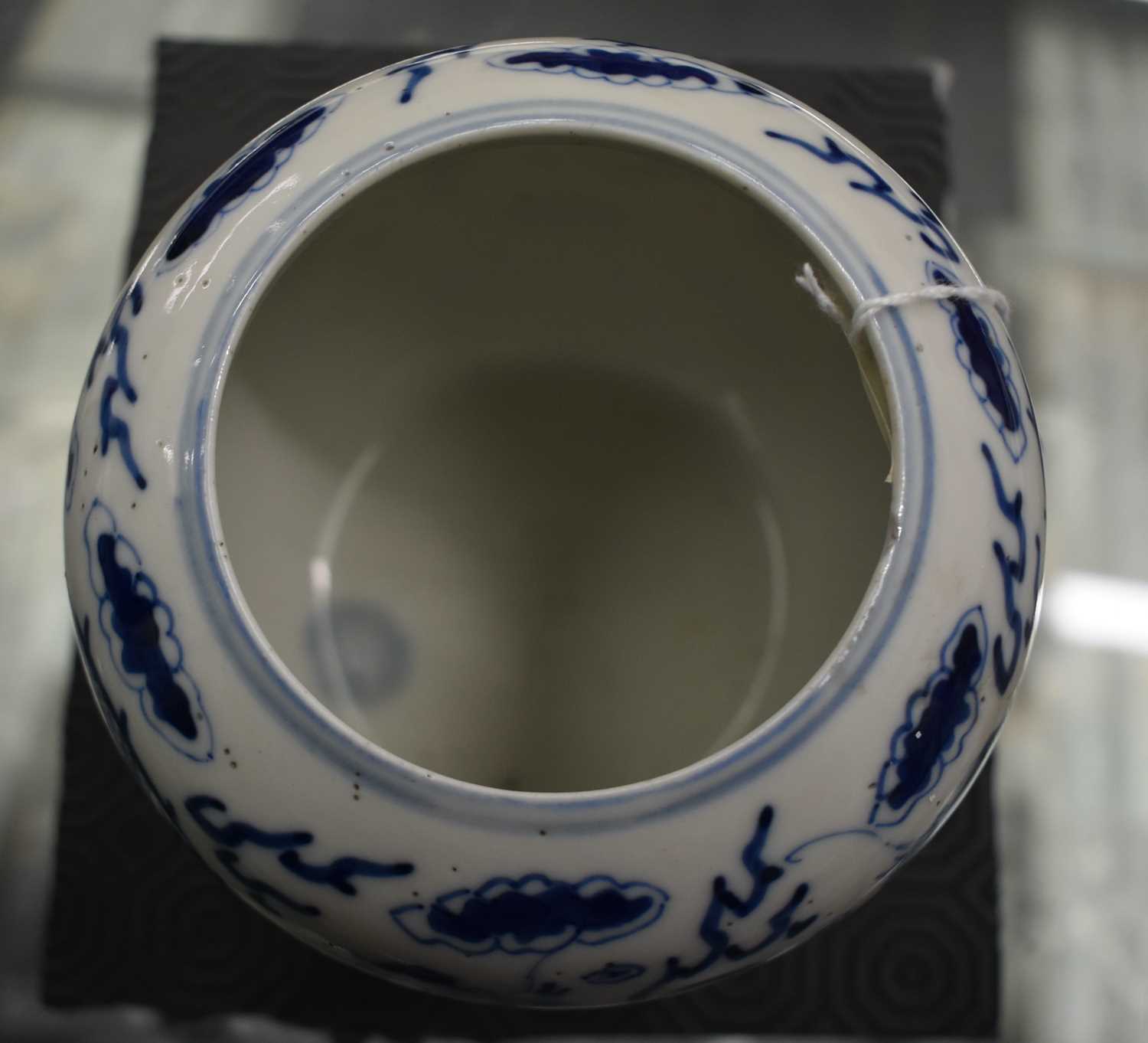 A PAIR OF 19TH CENTURY CHINESE BLUE AND WHITE PORCELAIN GLOBULAR CENSERS bearing Kangxi marks to - Image 11 of 18