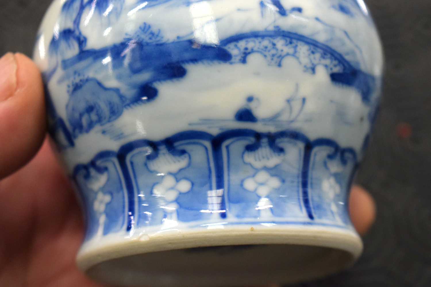 A 19TH CENTURY CHINESE BLUE AND WHITE PORCELAIN JAR bearing Kangxi marks to base, together with a - Image 9 of 27