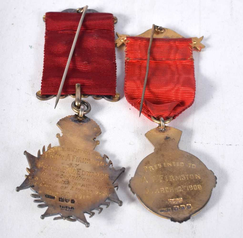 Two RAOB Medals by William Henry Toye in an associated case. Hallmarked Birmingham 1904 and 1914. - Image 3 of 4