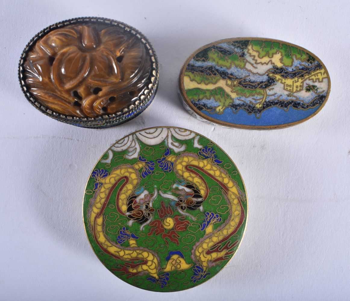 ASSORTED CHINESE REPUBLICAN PERIOD CLOISONNE ENAMEL WARES etc. (qty) - Image 2 of 8