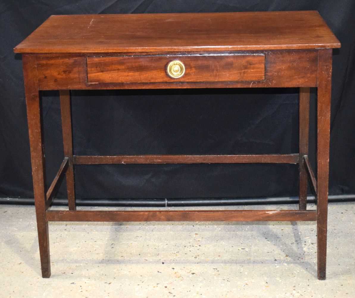 An antique mahogany single drawer Hall table 71 x 94 x 54 cm. - Image 2 of 8