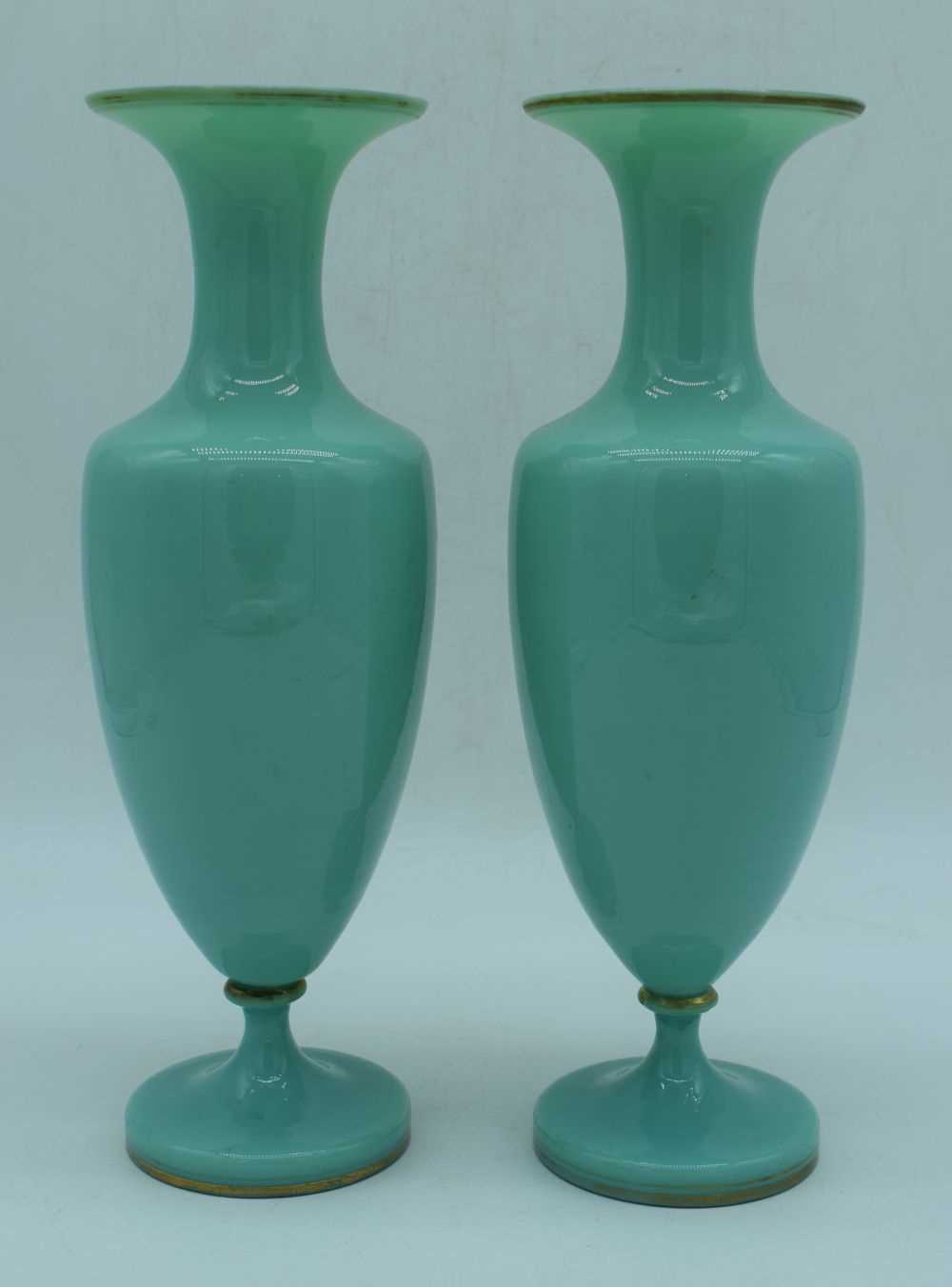 A pair of antique Opaline glass vases decorated with flowers 31 cm (2) - Image 3 of 6