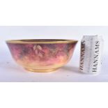 A VERY LARGE ROYAL WORCESTER ARTIST LEIGHTON MAYBURY FRUIT PAINTED BOWL painted with large apples