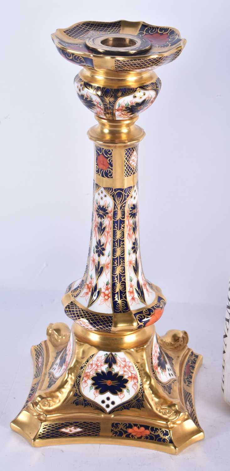 A LARGE PAIR OF ROYAL CROWN DERBY IMARI CANDLESTICKS. 27 cm high. - Image 2 of 6