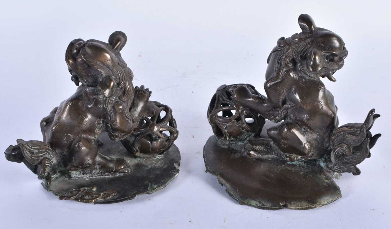 A PAIR OF 17TH/18TH CENTURY CHINESE BRONZE DOGS OF FOE King/Qing. 13 cm x 11cm. - Image 2 of 3