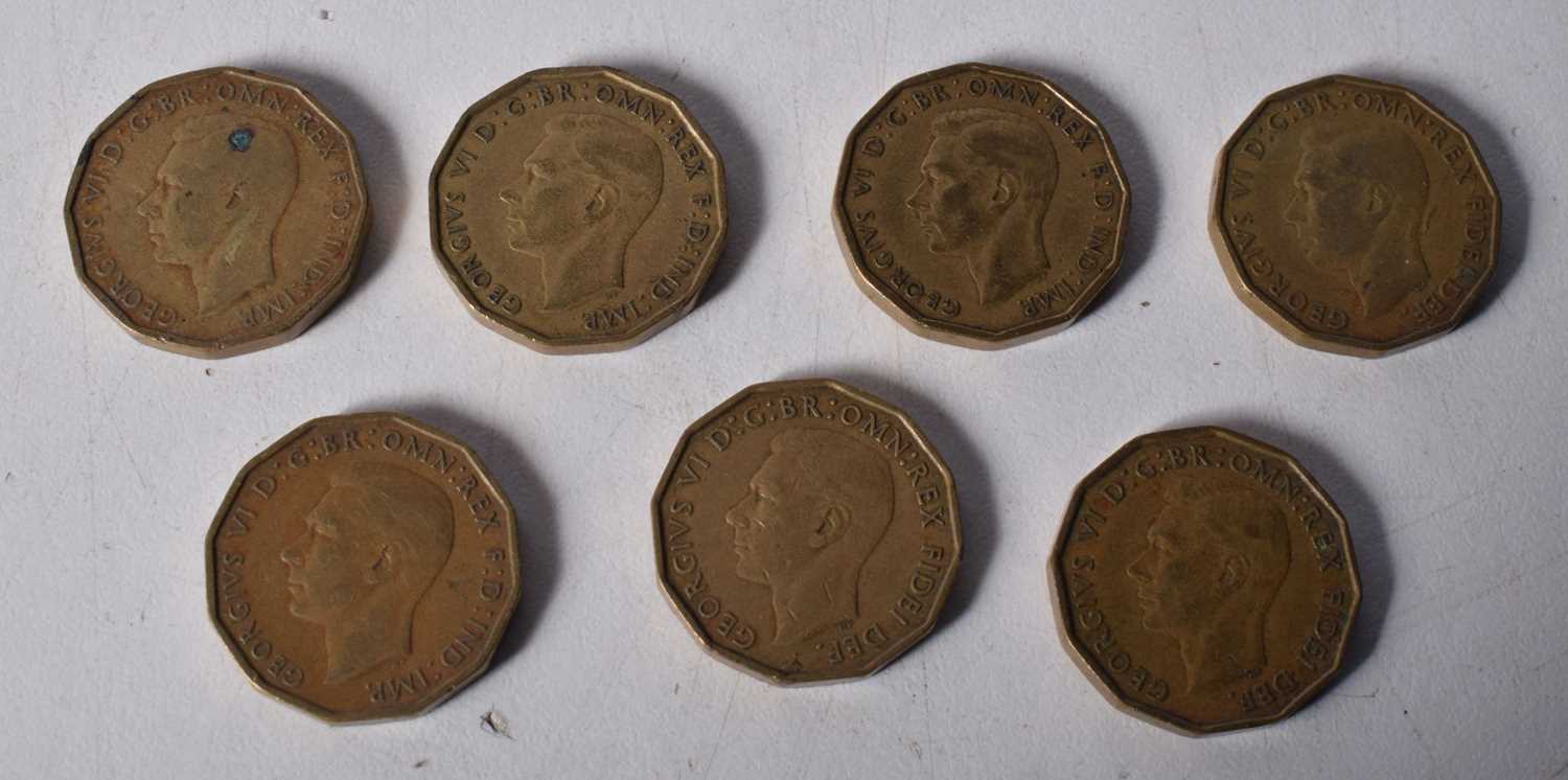 A collection of George VI threepence coins 1937, 1941, 1943,1944, 1952 x 3 (7). - Image 3 of 4