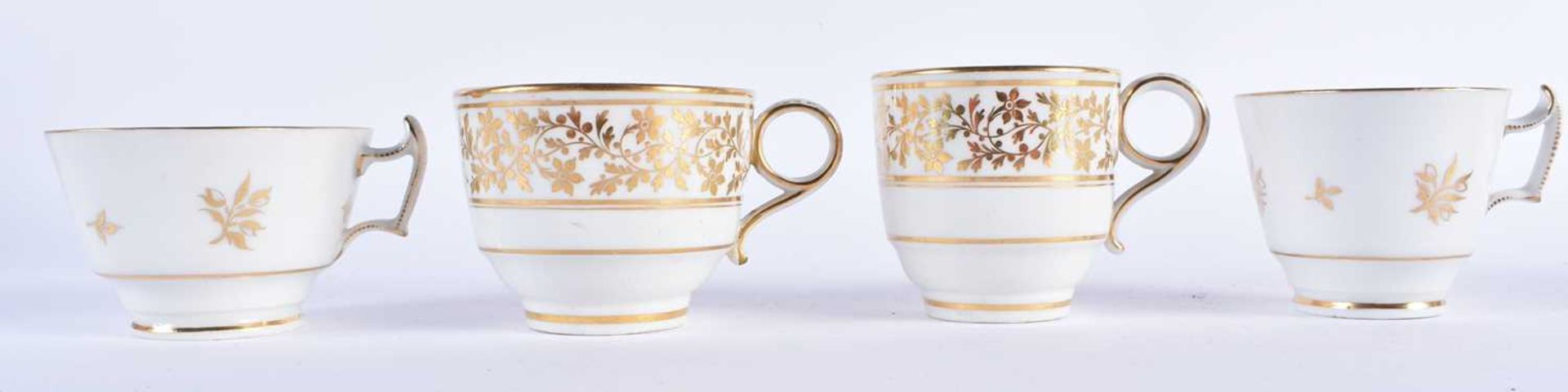 A LATE 18TH/19TH CENTURY CHAMBERLAINS WORCESTER GILT PAINTED TEAWARES. Largest 8 cm x 15 cm. (qty) - Image 11 of 13