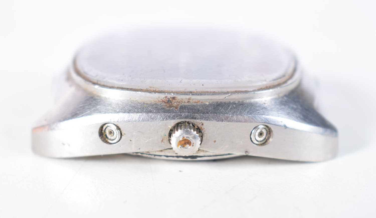 AN OMEGA MEGAQUARTZ WATCH. 4 cm wide inc crown. - Image 3 of 3