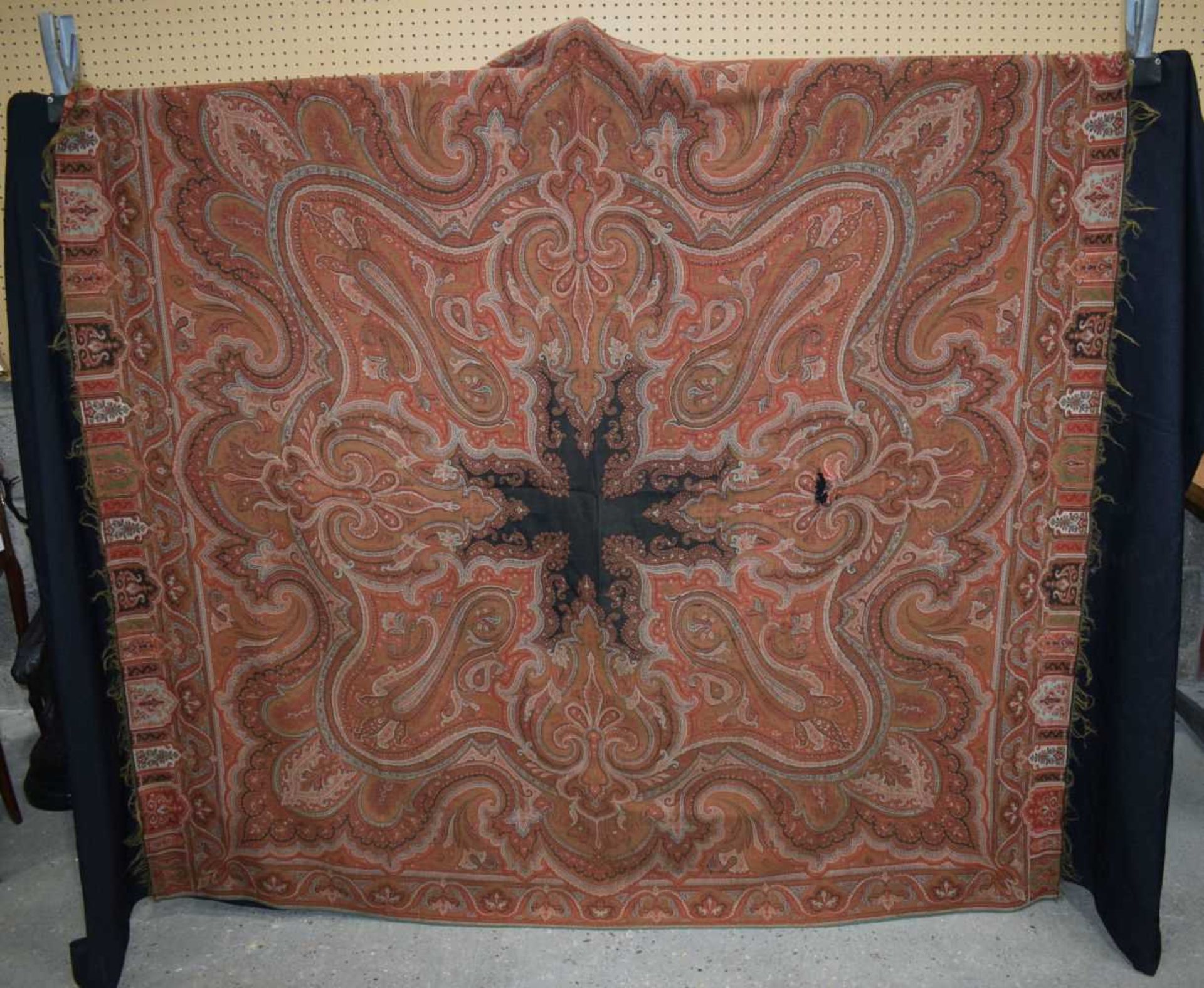 An antique Indian embroidered textile 140 x 140 cm - Image 2 of 10