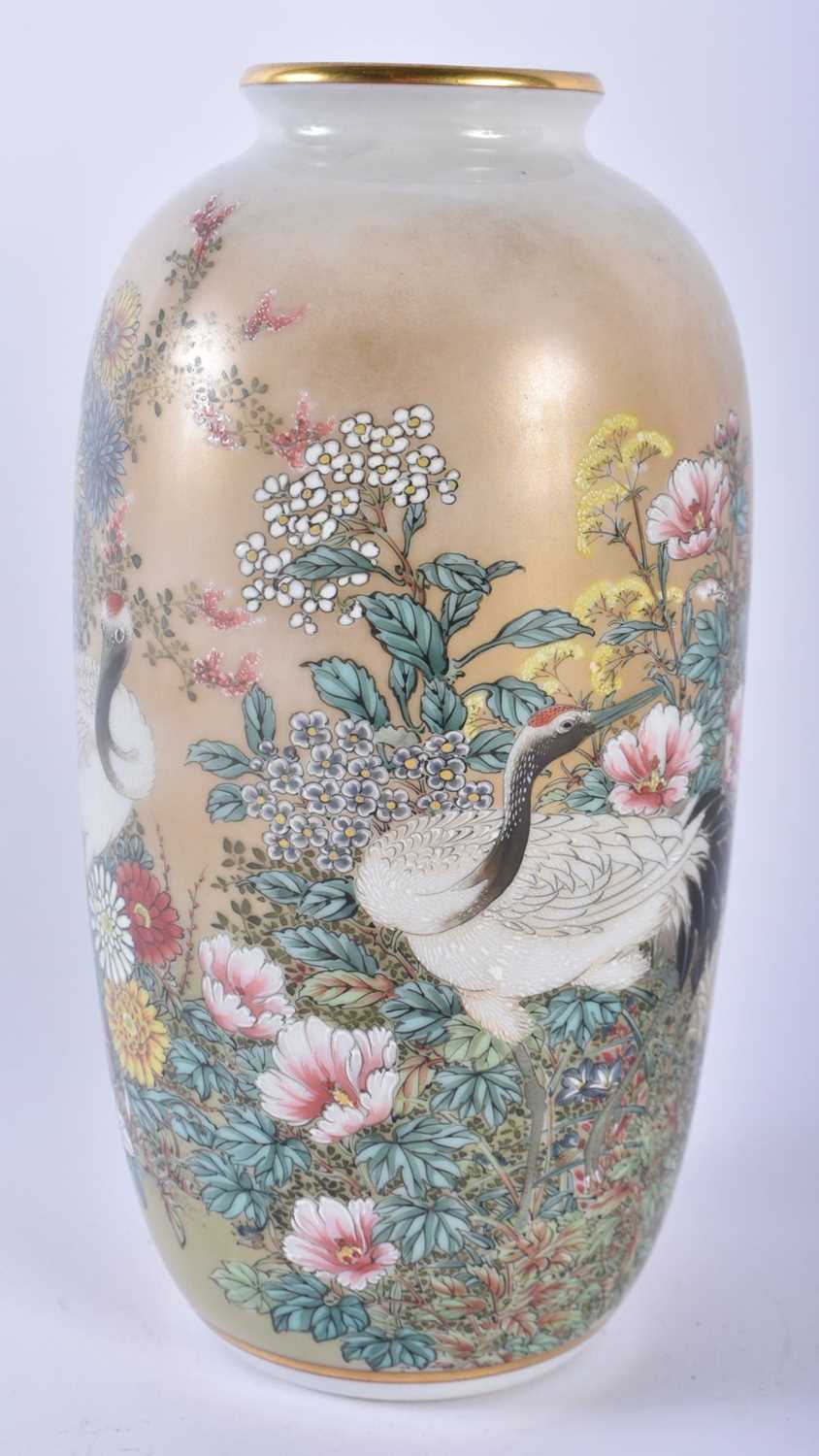 A LATE 19TH CENTURY JAPANESE MEIJI PERIOD KUTANI PORCELAIN VASE by Taniguchi, painted with birds - Image 2 of 5