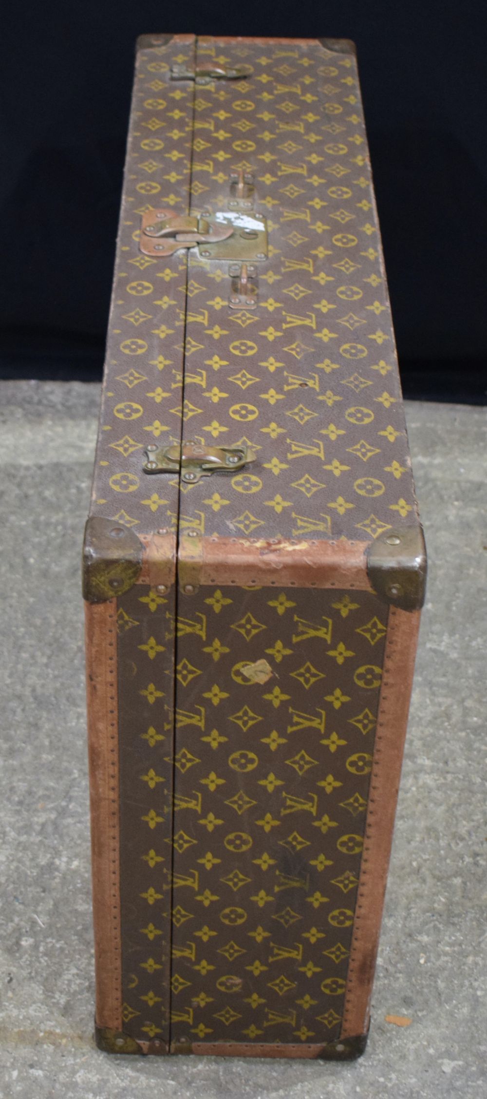 A Louis Vuitton suitcase 21 x 80 x 52 cm. - Image 8 of 10