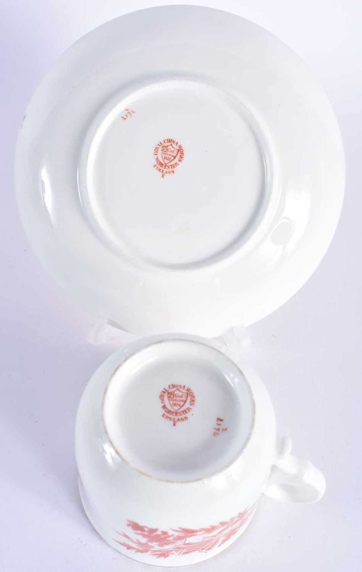 A COLLECTION OF 19TH CENTURY ENGLISH PORCELAIN CUPS AND SAUCERS in various forms and sizes. - Image 7 of 13