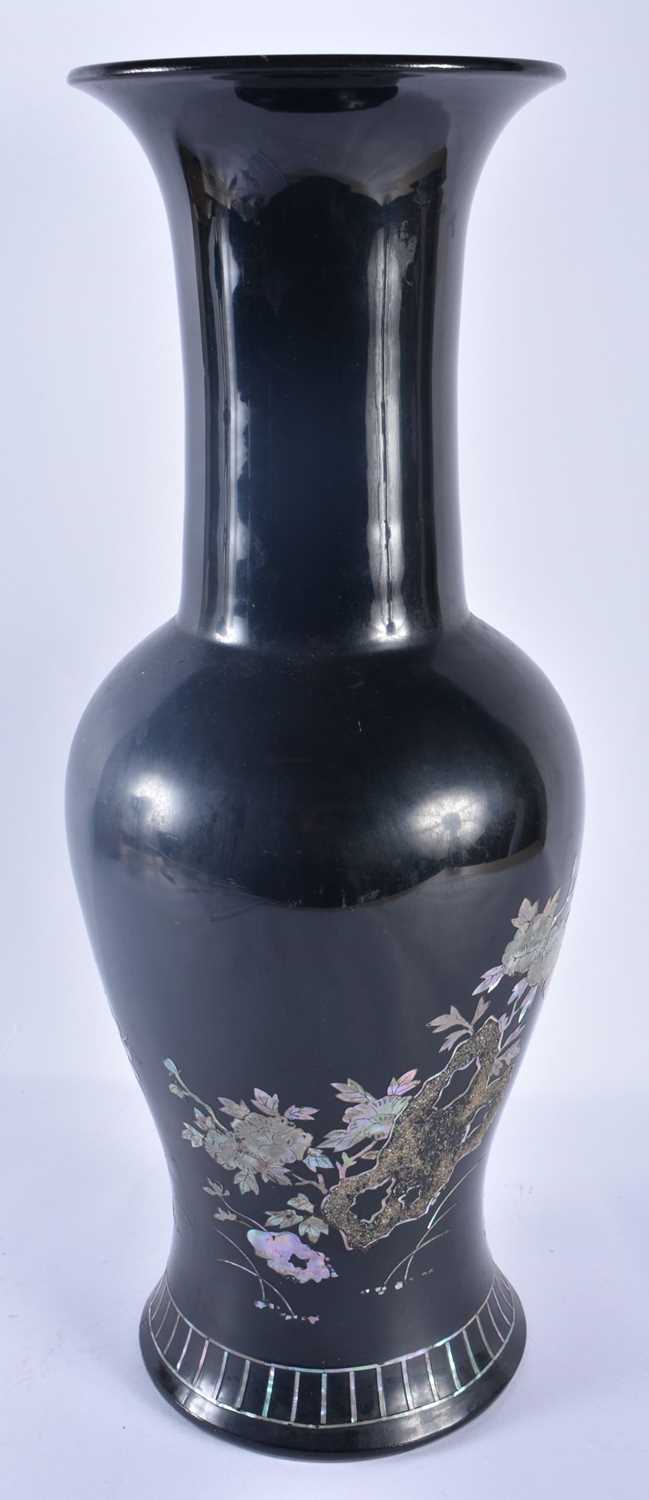 AN EARLY 20TH CENTURY KOREAN MOTHER OF PEARL INLAID POTTERY VASE decorated with figures and - Image 2 of 5