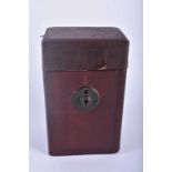 A RARE LATE VICTORIAN LEATHER CASED TRAVELLING BARBERS KIT with fitted interior. Box 21 cm x 10 cm.