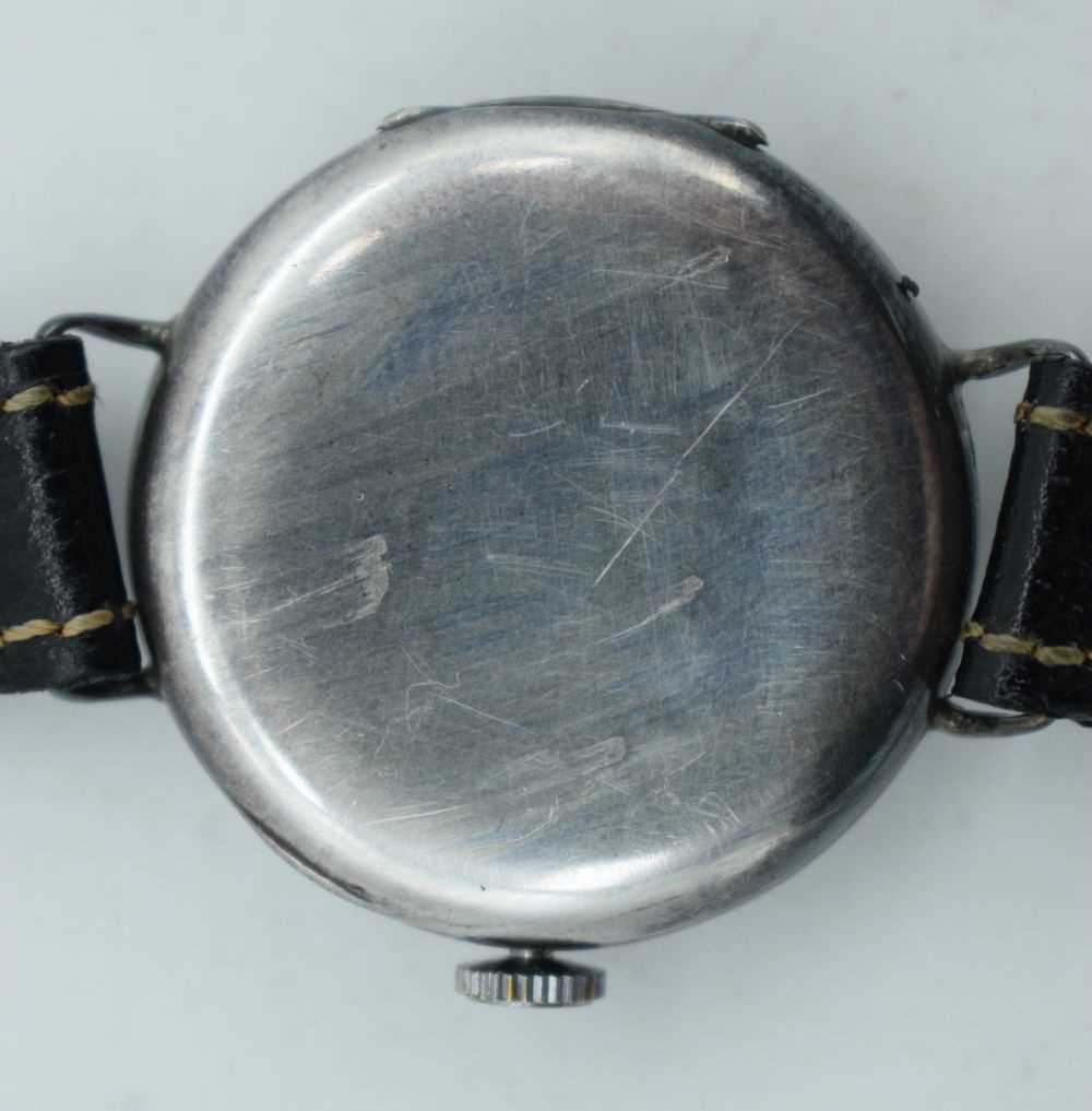 AN ART DECO WRISTWATCH. 3.25cm wide inc crown. - Image 3 of 3