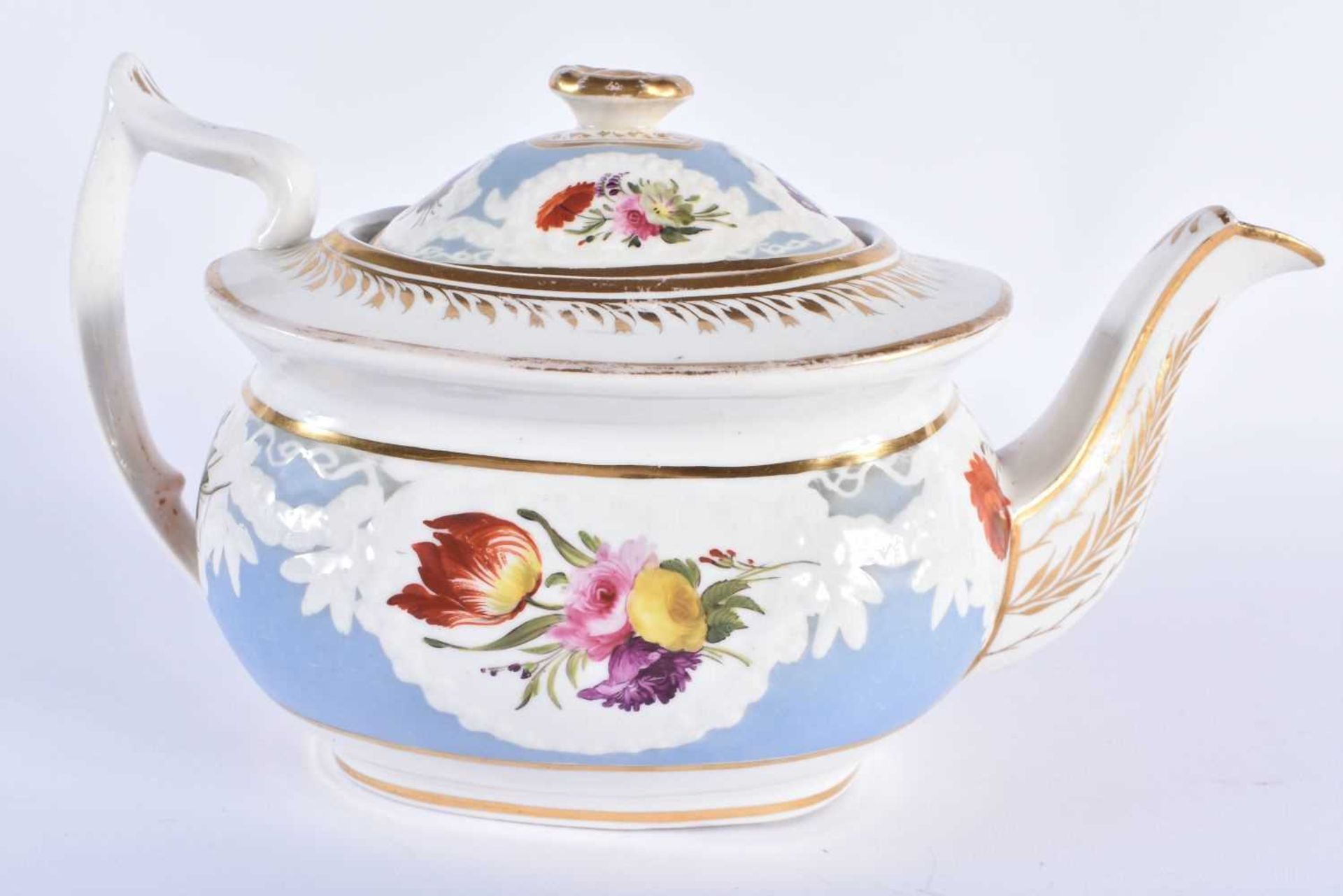AN EARLY 19TH CENTURY CHAMBERLAINS WORCESTER PART TEASET painted with floral sprays, under a moulded - Image 10 of 36