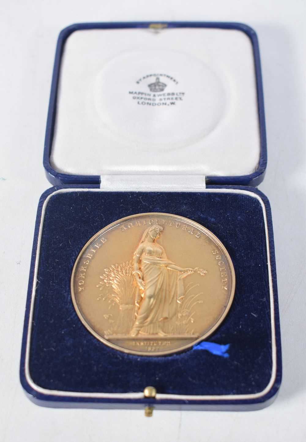 A Mappin & Webb Horticultural Silver Gilt Medal in original fitted casel. Hallmarked Birmingham