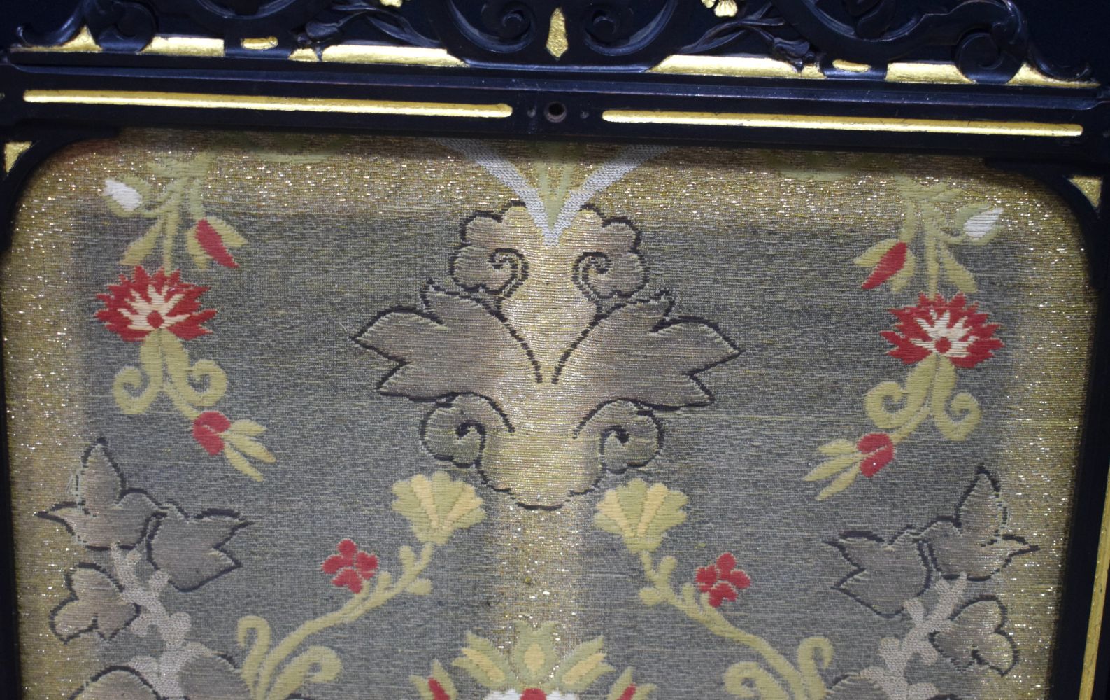 A near pair of wooden framed firescreens with glazed embroidered panels 114 cm (2). - Image 2 of 9