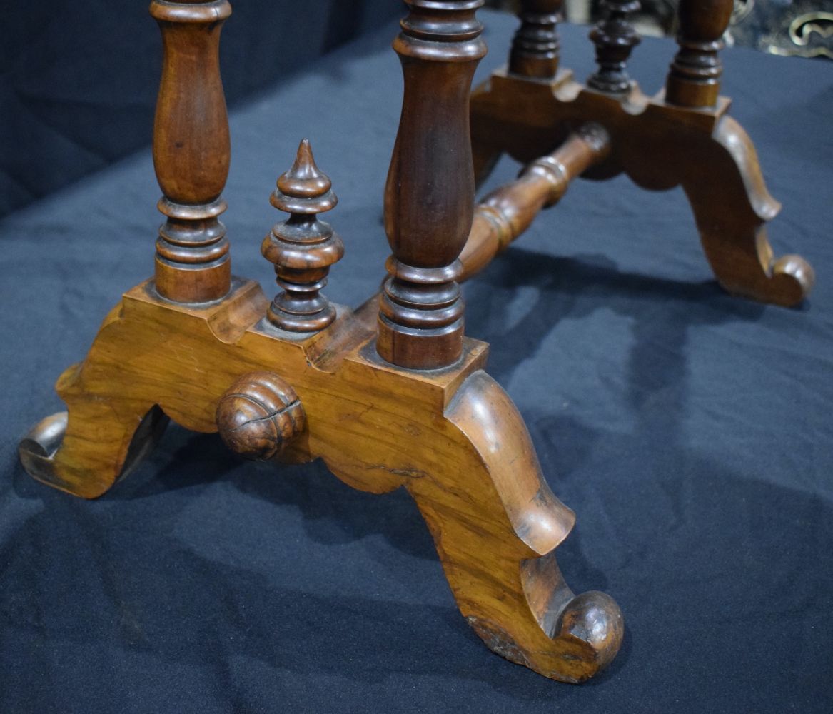 A Victorian Flame mahogany top opening , one drawer work table 70.5 x 60 x 41 cm. - Image 12 of 18