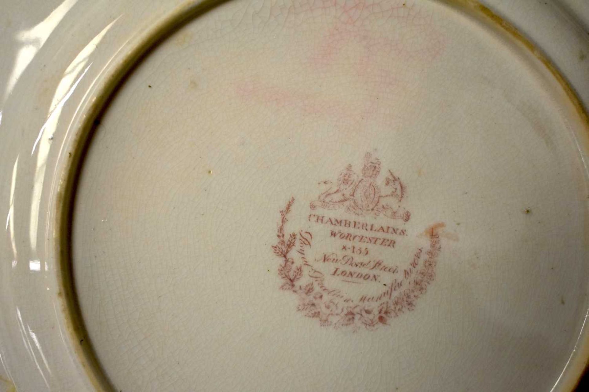 THREE EARLY 19TH CENTURY CHAMBERLAINS WORCESTER PORCELAIN PLATES together with two other - Image 38 of 51