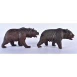 A PAIR OF 19TH CENTURY BAVARIAN BLACK FOREST CARVED WOOD BEARS modelled roaming. 18cm x 10 cm.