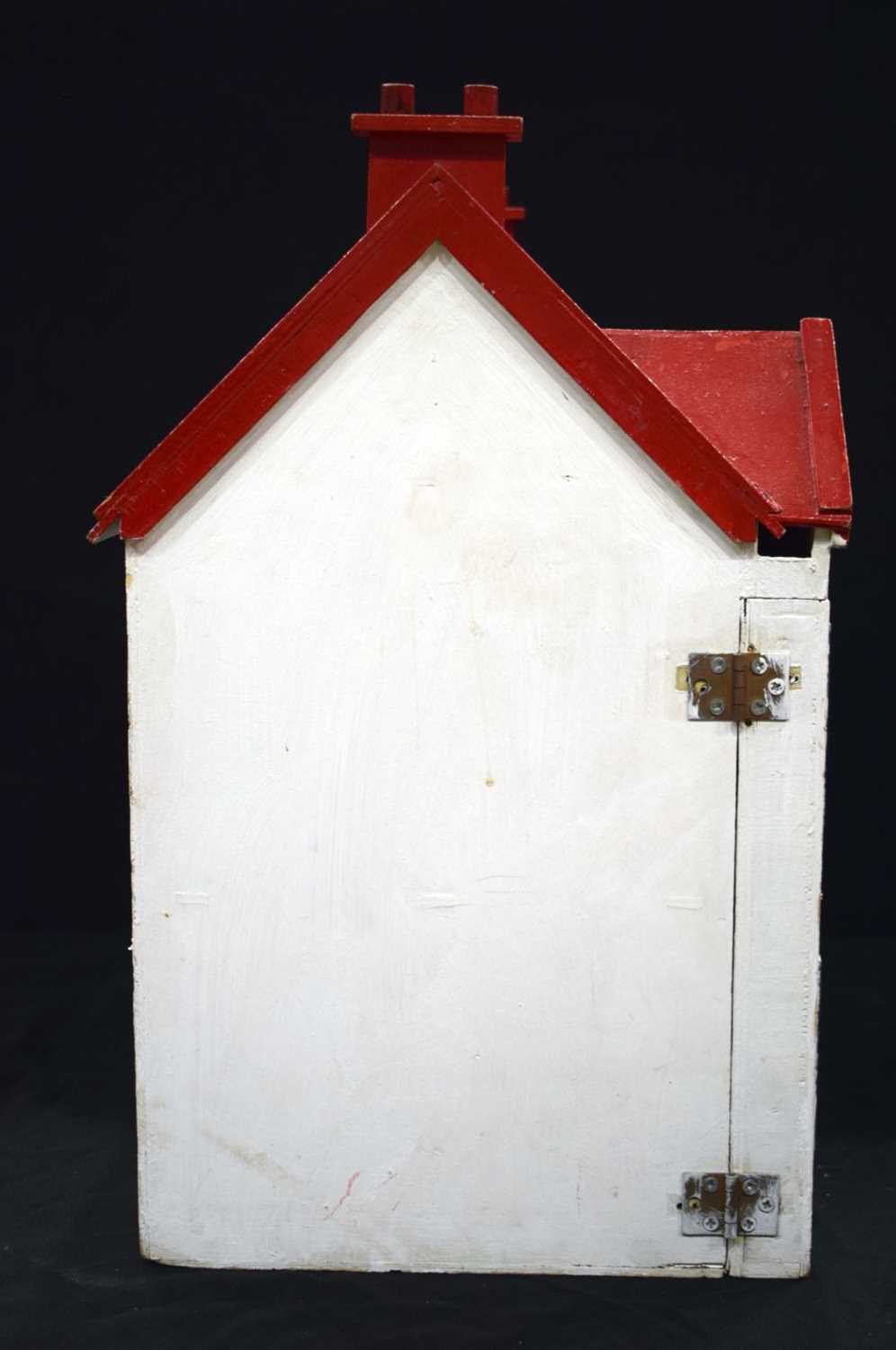 A scratch built wooden dolls house 49 x 44 cm - Image 3 of 16