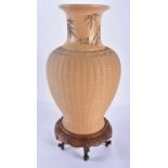 A RARE LATE 19TH/20TH CENTURY CHINESE YIXING POTTERY BASKET WEAVE VASE Late Qing, incised with