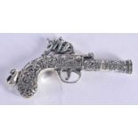 A SILVER GUN PENDANT. 20.9 grams. 6.5 cm x 8 cm.