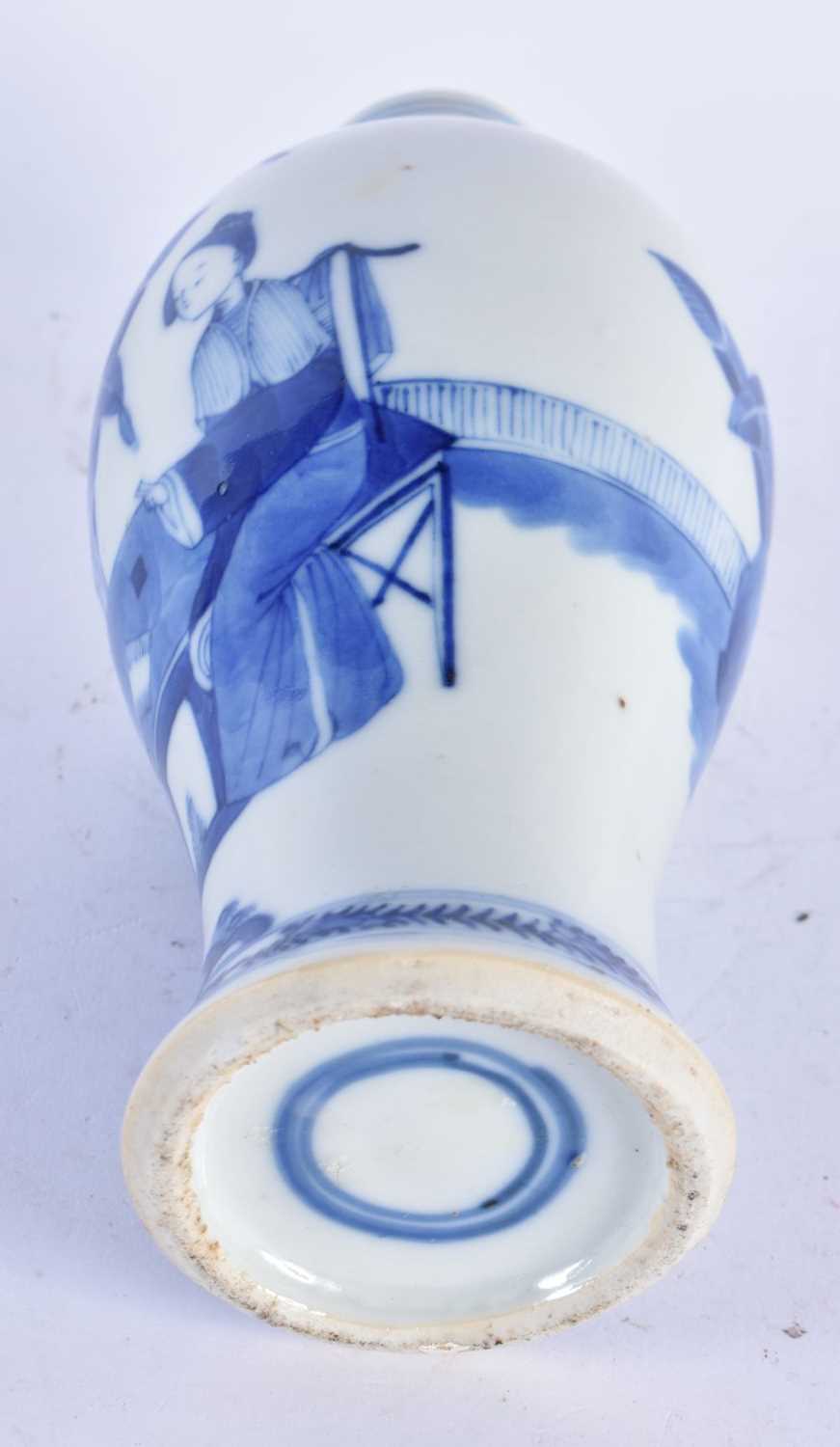 A 19TH CENTURY CHINESE BLUE AND WHITE PORCELAIN VASE Qing, painted with a figure beside a table. - Image 3 of 3
