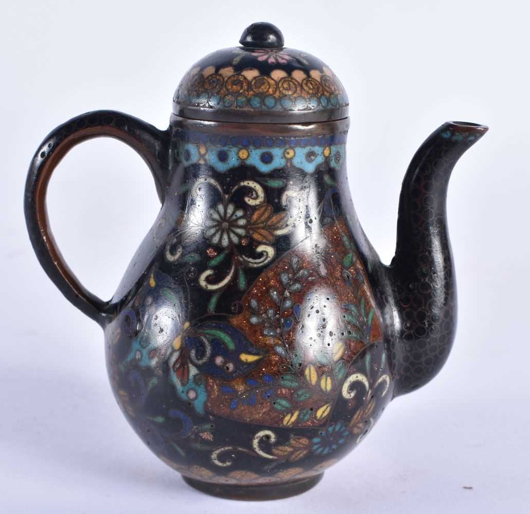 A 19TH CENTURY JAPANESE MEIJI PERIOD CLOISONNE ENAMEL TEAPOT AND COVER decorated with foliage. 9 - Image 3 of 5